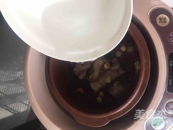 赤小豆骨頭湯的做法-家常味燉菜譜