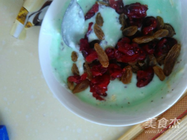 抹茶旋風雙巧果肉炒酸奶的做法-奶香味凍菜譜