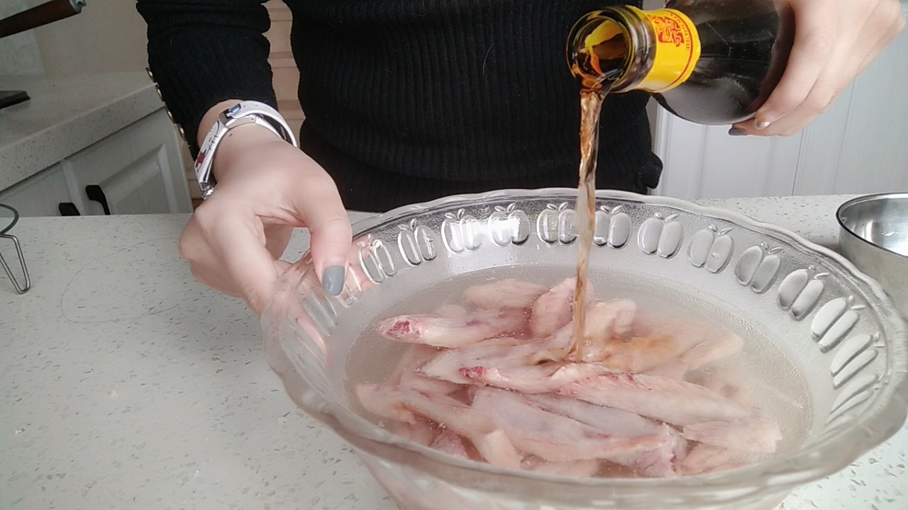 烤翅尖的做法-家常味烤菜譜