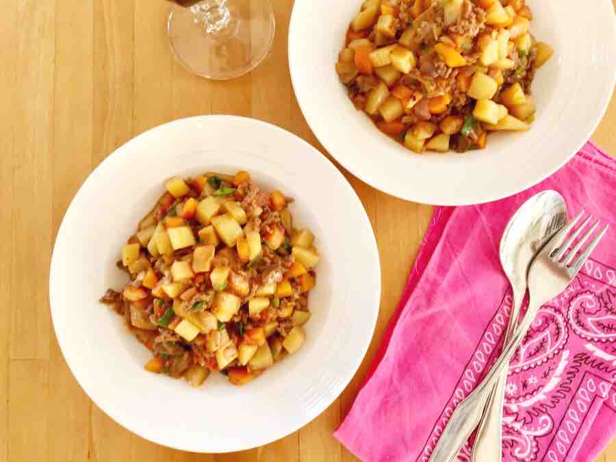 時蔬牛肉燉 Lapskaus的做法-家常味燉菜譜