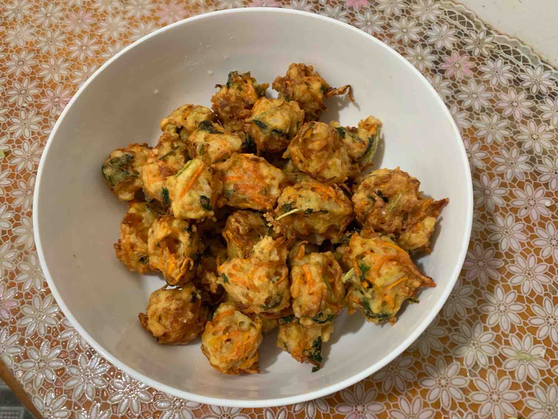 蔬菜丸子的做法-咸鮮味炸菜譜