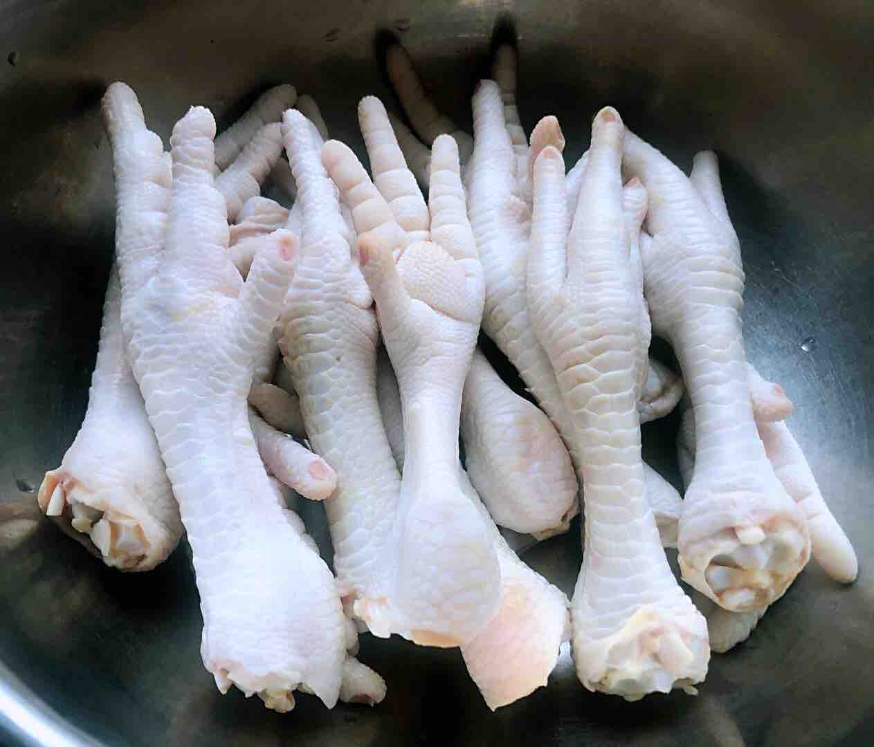 網紅檸檬鳳爪的做法-酸辣味煮菜譜