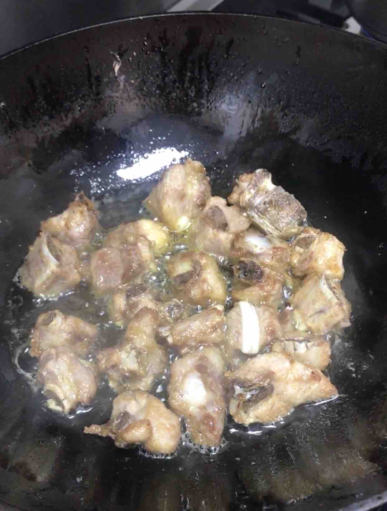 香煎排骨的做法-香辣味炒菜譜