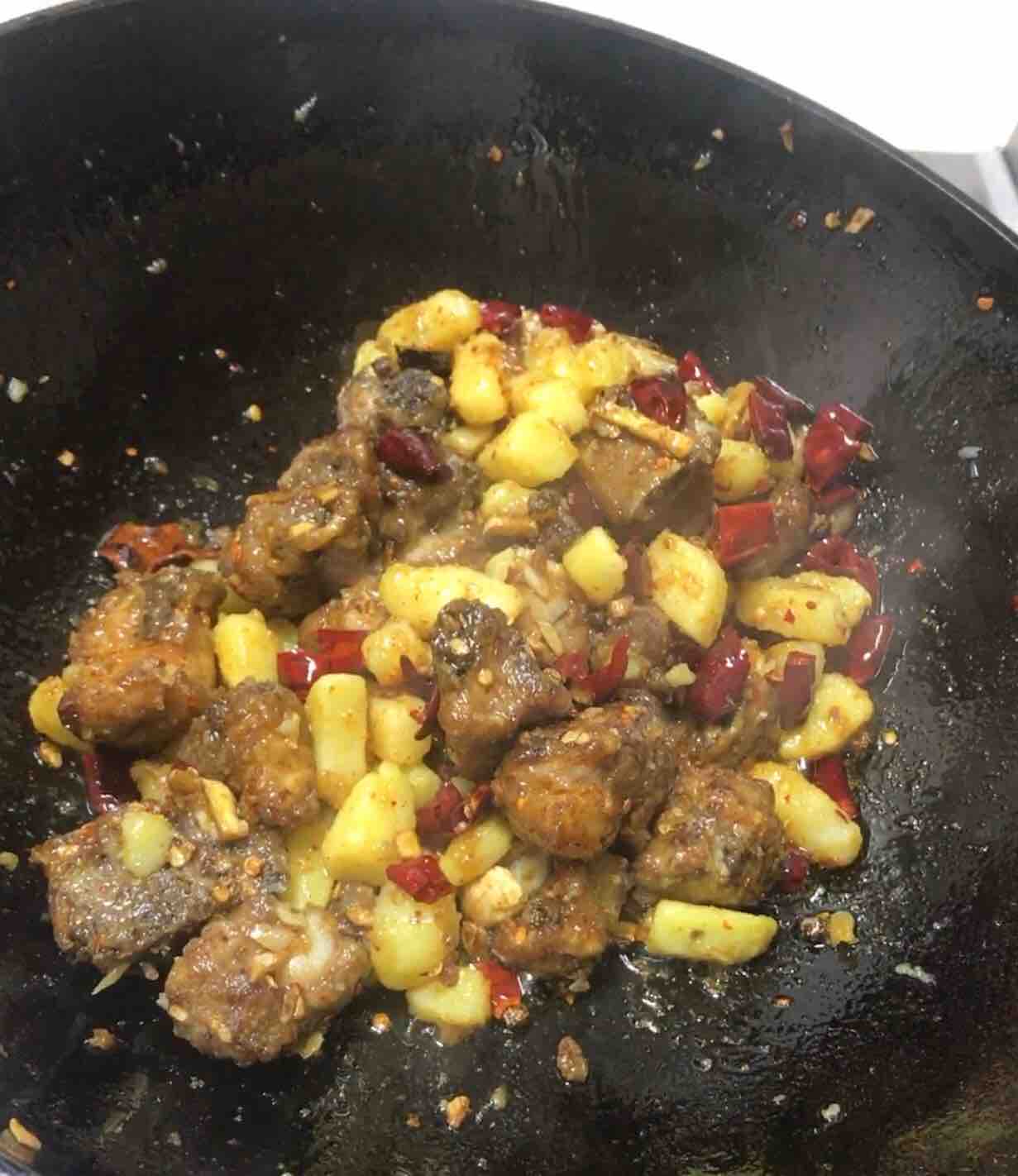 香煎排骨的做法-香辣味炒菜譜