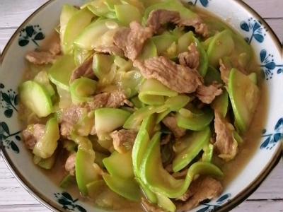 西葫蘆炒肉片的做法-家常味炒菜譜