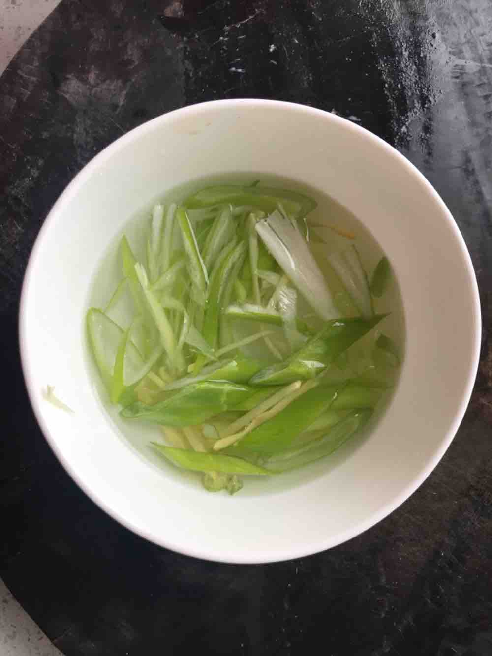 紫菜魚丸湯的做法-咸鮮味汆菜譜