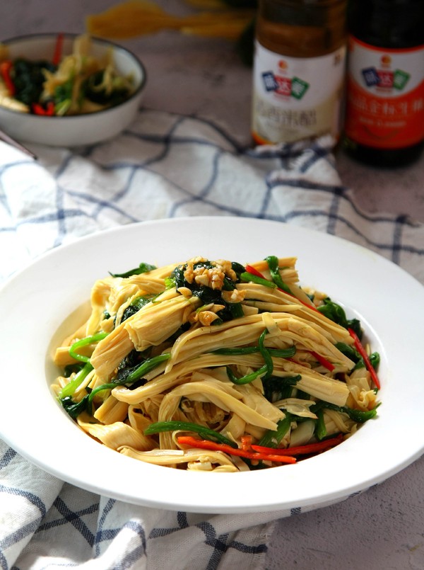 腐竹拌菠菜的做法-咸鮮味拌菜譜