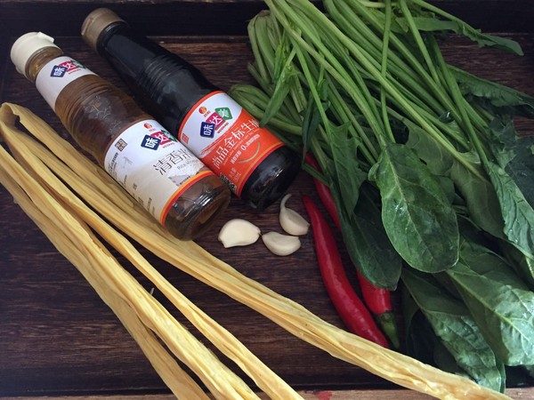 腐竹拌菠菜的做法-咸鮮味拌菜譜