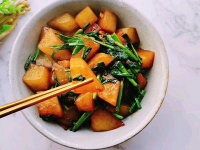 青蒜蘿卜的做法-咸鮮味燒菜譜