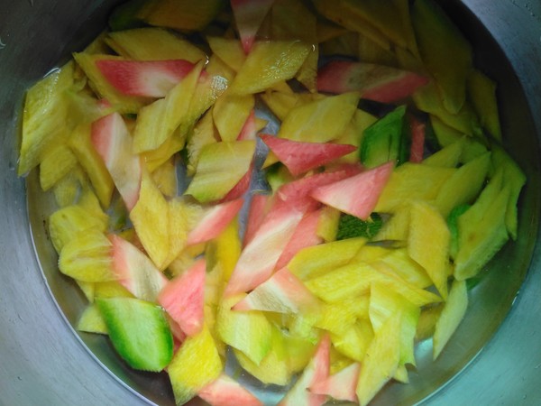 炒素蘿卜片的做法-咸鮮味炒菜譜