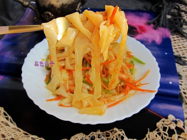 麻辣涼皮的做法-香辣味蒸菜譜