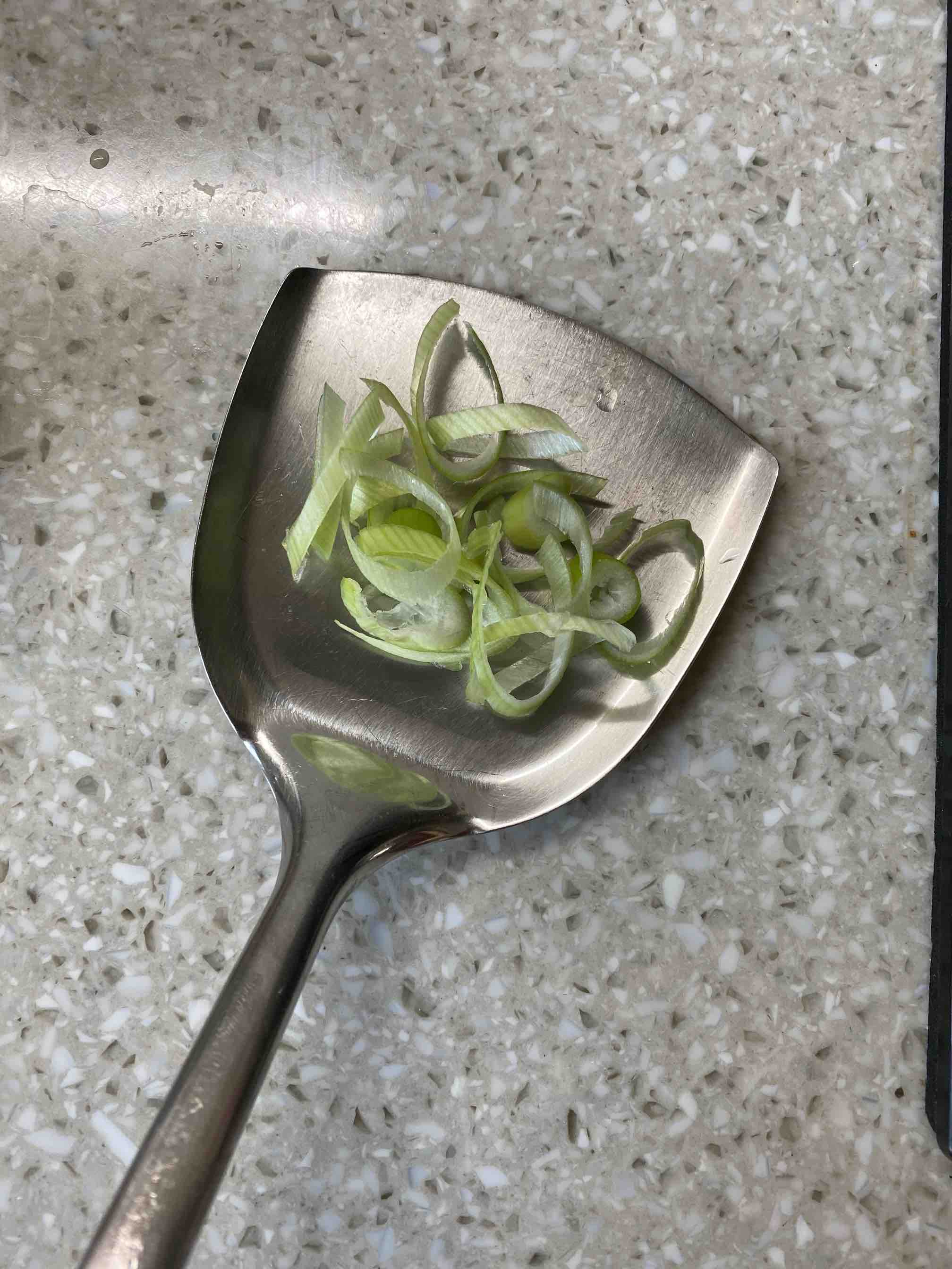 蠔油生菜的做法-家常味炒菜譜