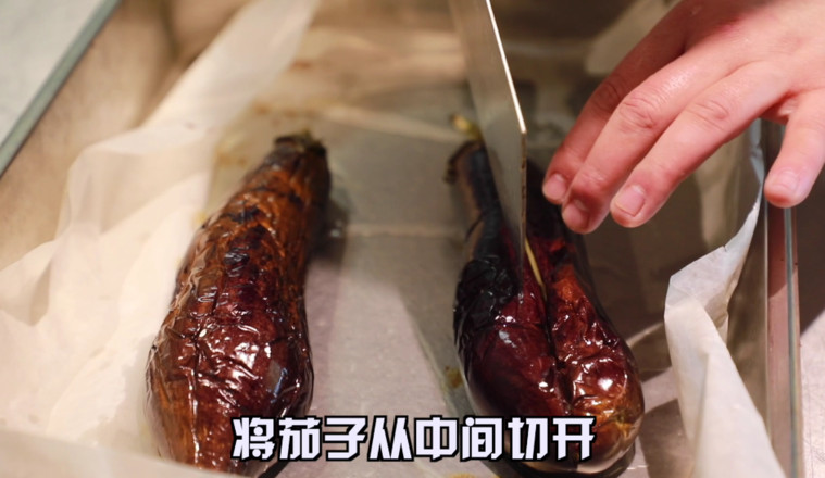 烤茄子的做法-蒜香味烤菜譜