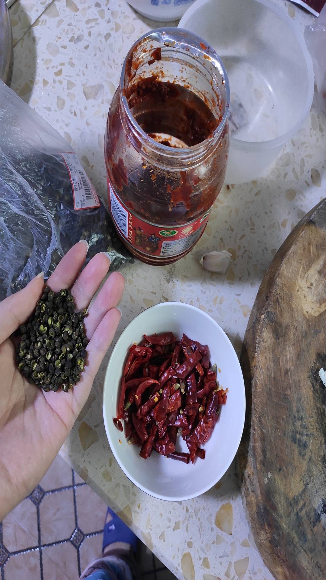 紅燒肥腸的做法-家常味燒菜譜