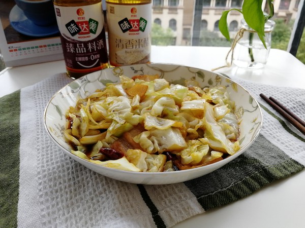 酸辣包菜炒肉的做法-酸辣味炒菜譜