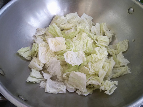 大白菜豬肉丸子湯的做法-咸鮮味煮菜譜