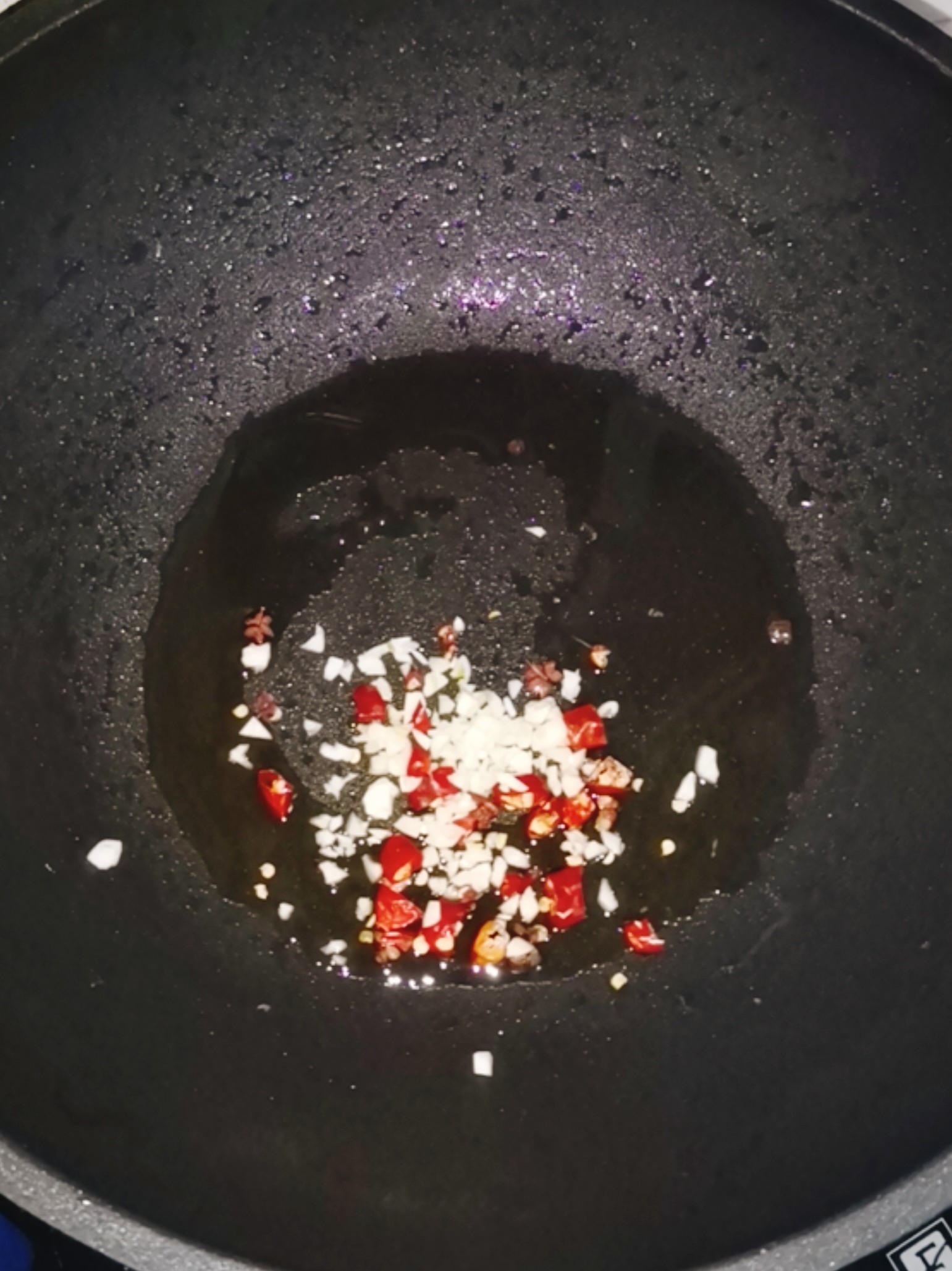 果仁菠菜的做法-咸鮮味拌菜譜