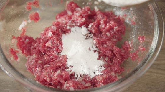 洋蔥牛肉餅【孔老師教做菜】的做法-家常味煎菜譜