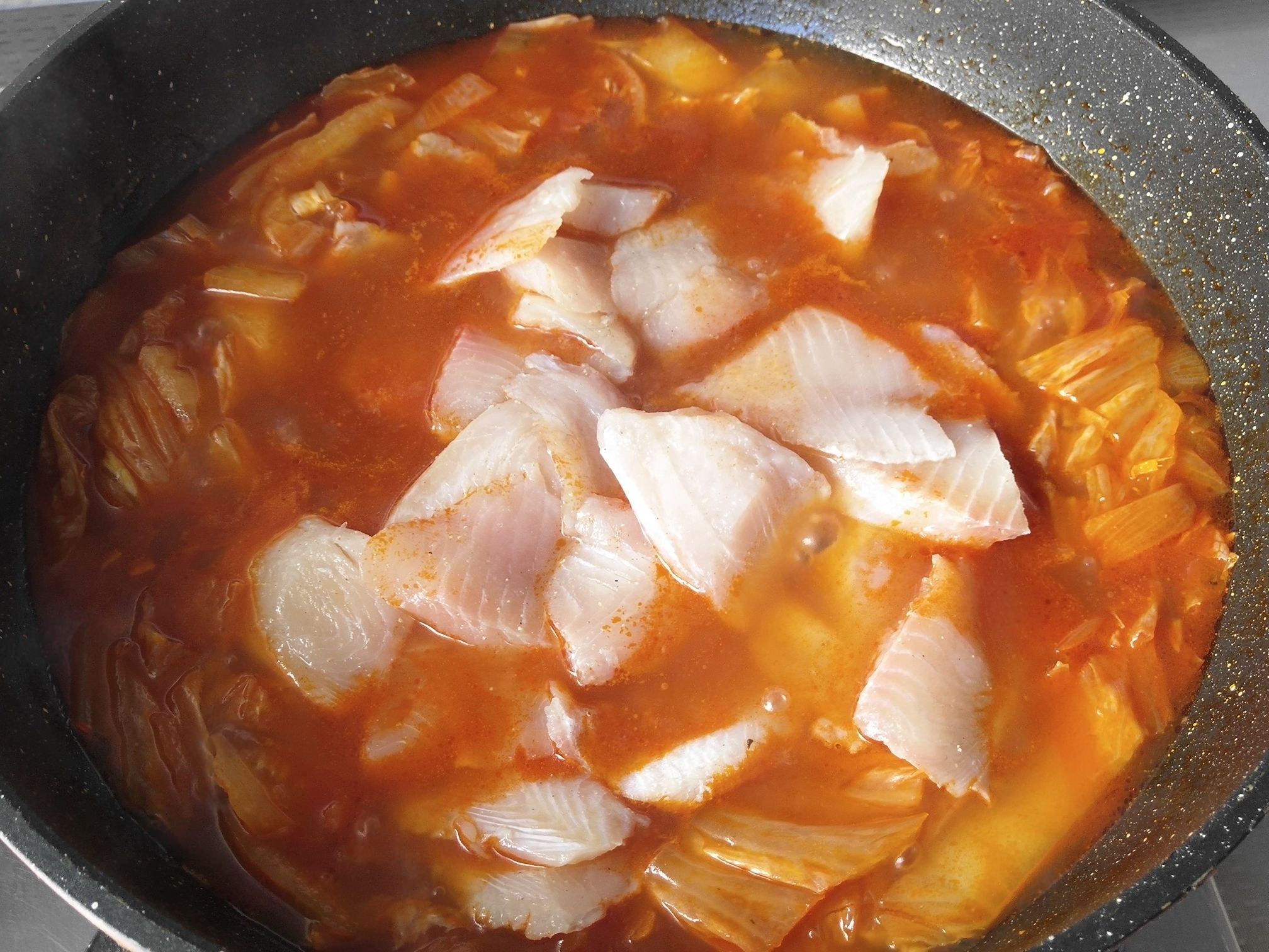 番茄魚火鍋的做法-茄汁味煮菜譜