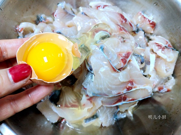 草魚(yú)片的做法-家常味煮菜譜