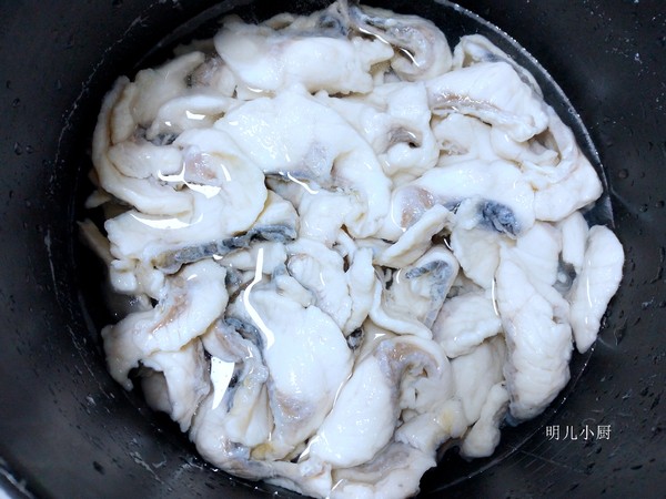 草魚(yú)片的做法-家常味煮菜譜