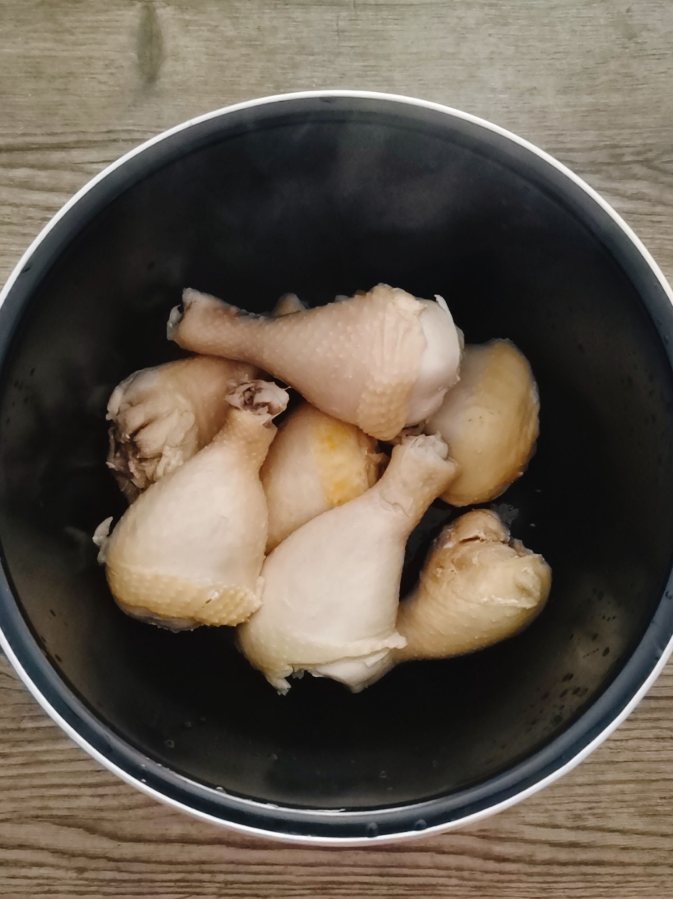 鹵雞腿的做法-咸鮮味煮菜譜