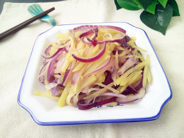 土豆絲炒洋蔥的做法-家常味炒菜譜