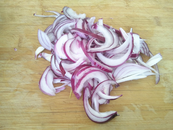 土豆絲炒洋蔥的做法-家常味炒菜譜