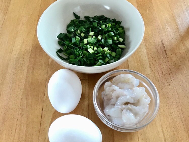 蝦仁煎蛋的做法-咸鮮味煎菜譜