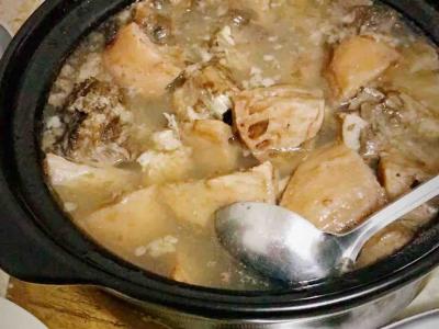 蓮藕排骨湯的做法-家常味煨菜譜