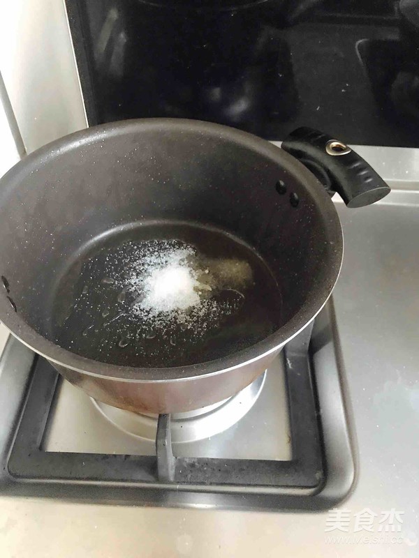 臘八蒜紅燒肉的做法-魚香味燉菜譜