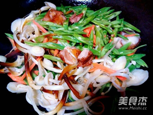 蕓豆粉絲的做法-家常味燉菜譜