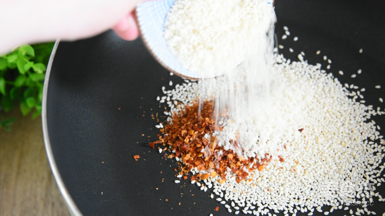 避風塘炒年糕的做法-麻辣味炒菜譜