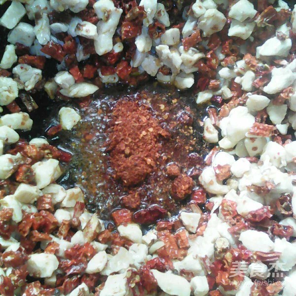 渝派宮保雞丁的做法-其它口味炒菜譜