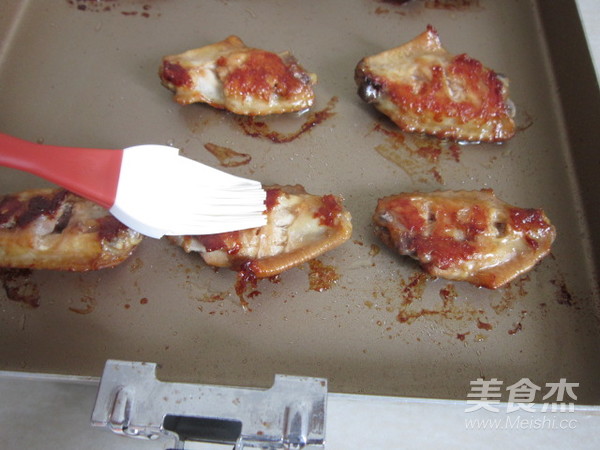 蒜香烤雞翅的做法-家常味烤菜譜-易網健康養生網 蒜香烤雞翅的做法-家常味烤菜譜