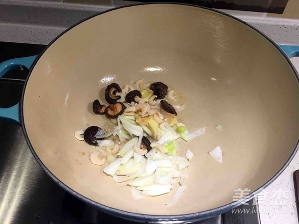 快手蘿卜羊肉煲的做法-咸鮮味煲菜譜