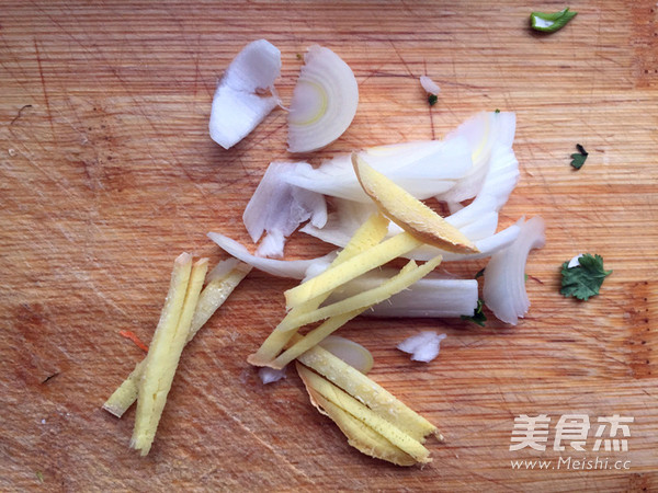 紅燒雞翅根的做法-家常味炒菜譜-易網健康養生網 紅燒雞翅根的做法-家常味炒菜譜