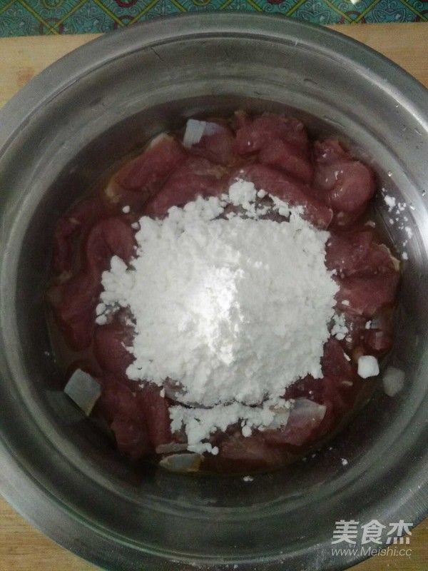 糖醋里脊肉的做法-酸甜味炸菜譜