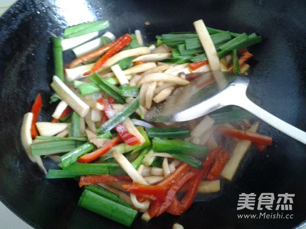 素炒杏鮑菇的做法-咸鮮味炒菜譜