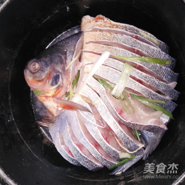 清蒸昌扁魚的做法-家常味蒸菜譜