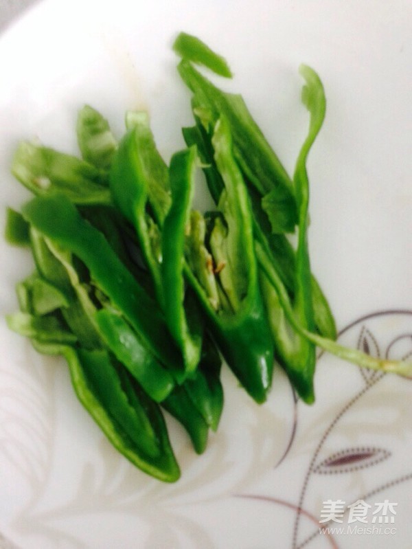 香菇炒雞的做法-家常味炒菜譜-易網健康養生網 香菇炒雞的做法-家常味炒菜譜