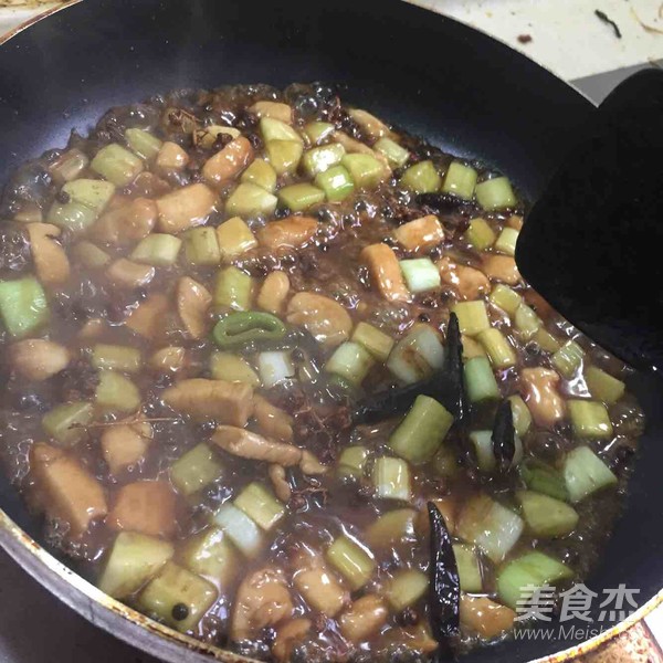 宮保雞丁的做法-酸甜味炒菜譜