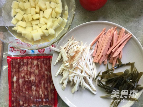 土豆蔬菜什錦燴飯的做法-家常味燜菜譜