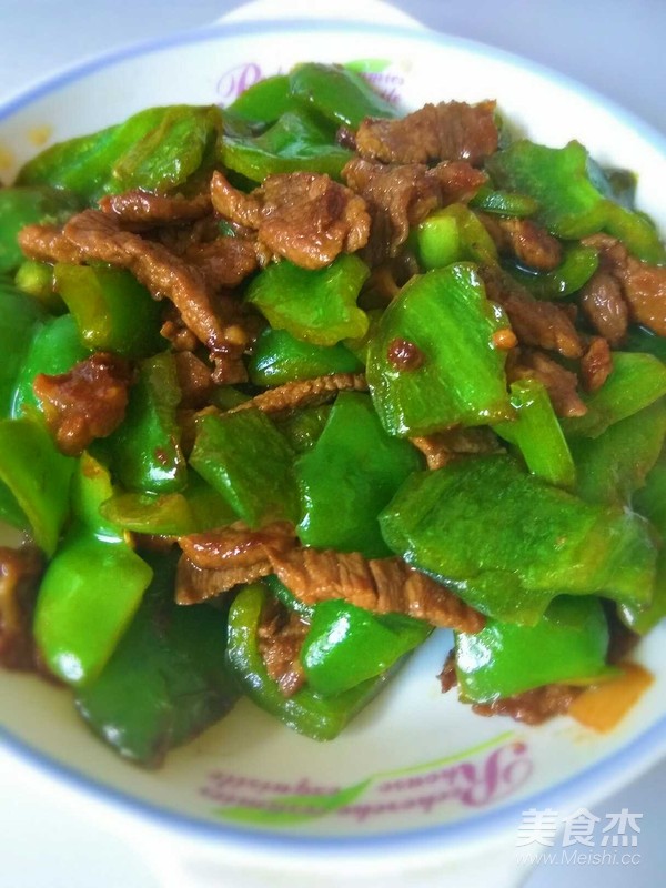 大辣椒炒肉的做法-家常味炒菜譜-易網健康養生網 大辣椒炒肉的做法-家常味炒菜譜