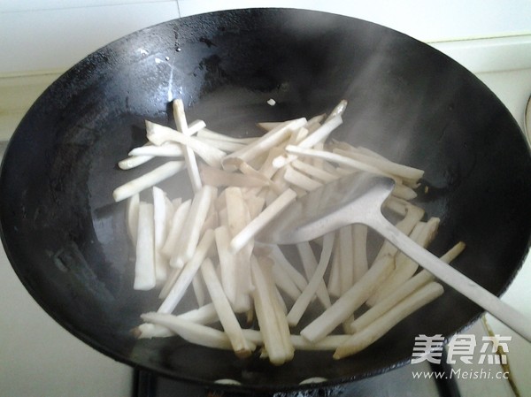 素炒杏鮑菇的做法-咸鮮味炒菜譜