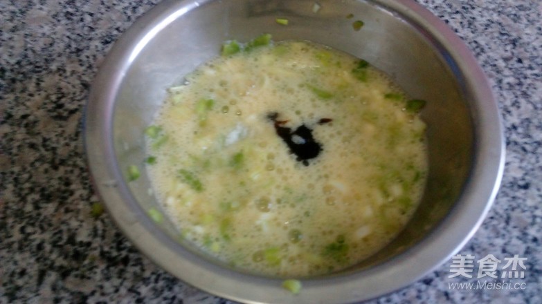 苦瓜雞蛋餅的做法-家常味煎菜譜-易網健康養生網 苦瓜雞蛋餅的做法-家常味煎菜譜