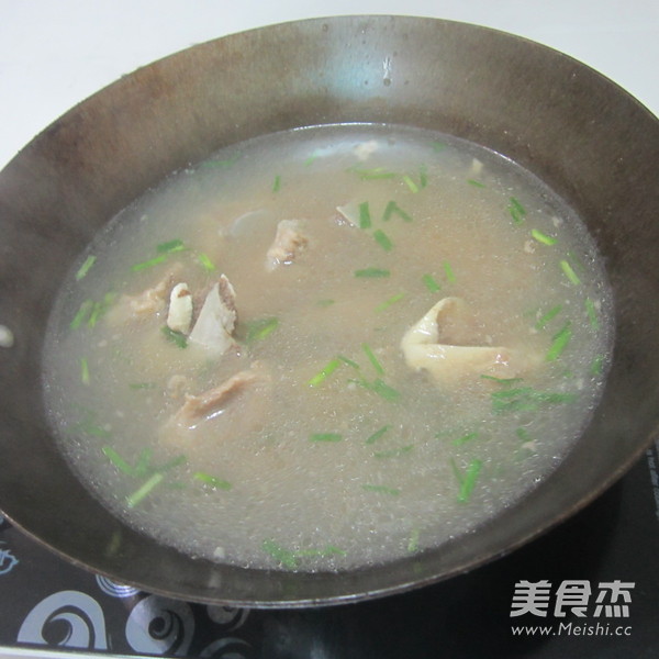 骨湯豆腐豬血香鍋的做法-家常味煮菜譜