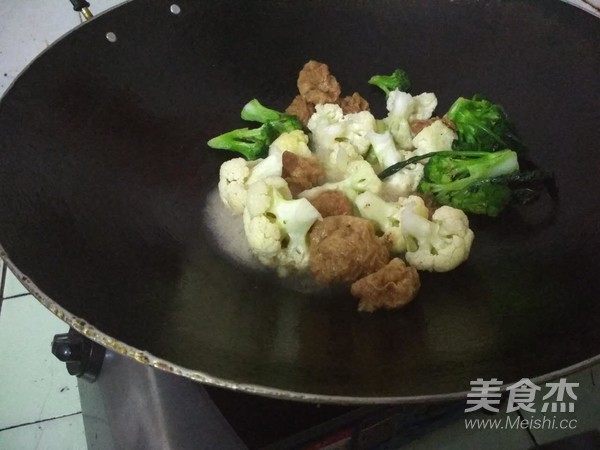 雙花炒面根的做法-家常味炒菜譜