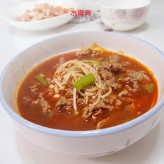 金針菇配牛肉的做法-香辣味煮菜譜