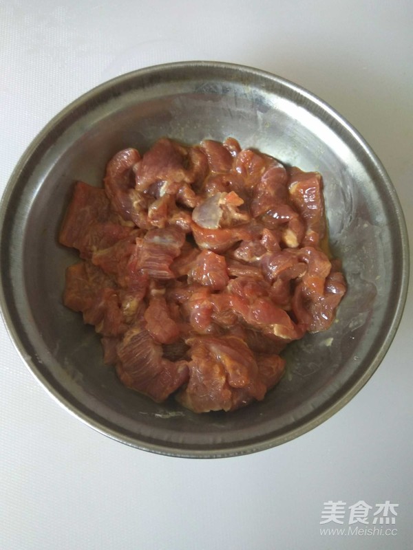 大辣椒炒肉的做法-家常味炒菜譜-易網健康養生網 大辣椒炒肉的做法-家常味炒菜譜